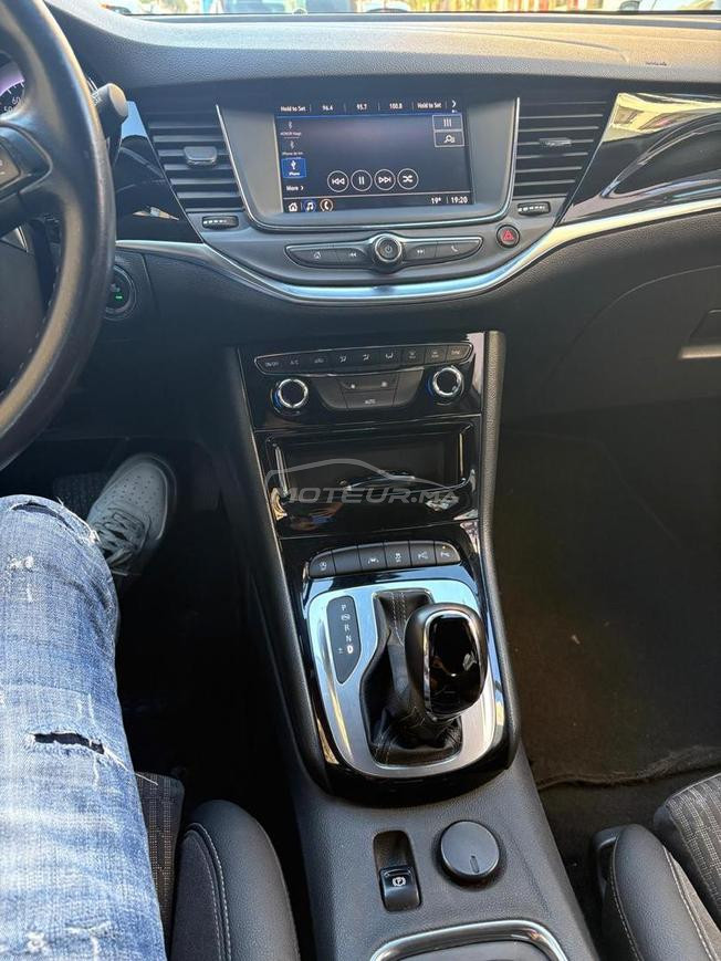 Opel Astra Diesel Automatique 2020 à Tanger