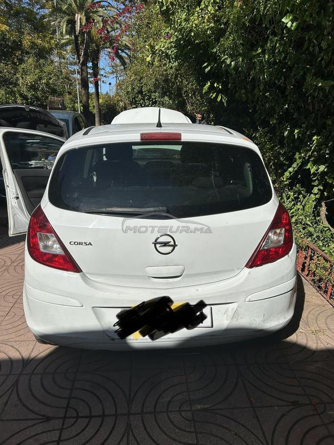 Opel Corsa Essence Manuelle 2012 à Rabat