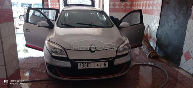 voiture très bon état 