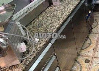 table pizza tiroirs portes refrigere 