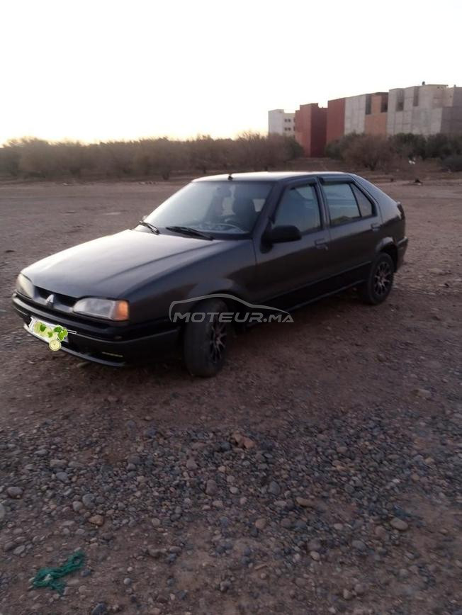 Renault 19