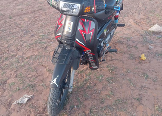 دراجة نارية 