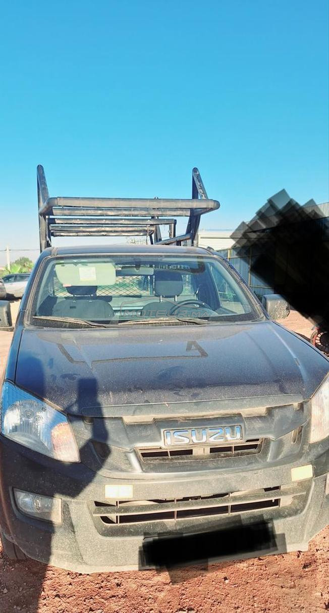 ISUZU PICK-UP DIESEL MANUELLE 2023 À BOUSKOURA 