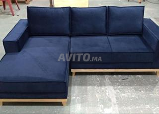 canapé bleu foncé