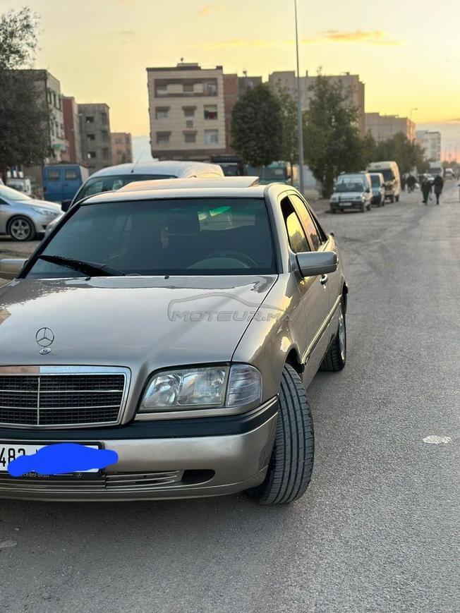 mercedes Benz c220 