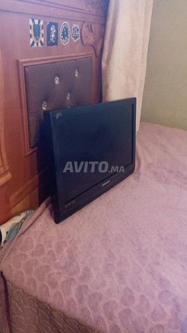 تلفاز من نوع Samsung 