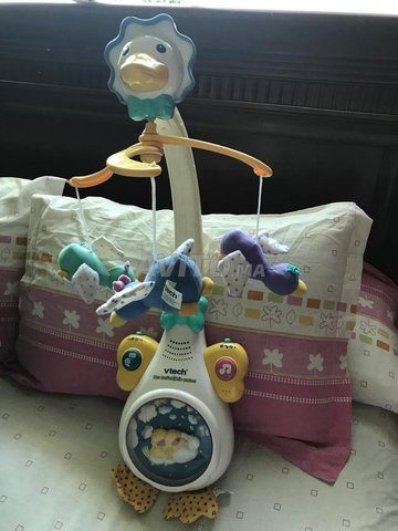 Mobile musical bébé mrque VTECH 