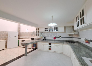 Superbe Maison 3 Niveaux à Oujda