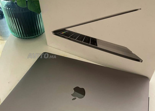 Macbook Pro 2017 TouchBar 16/256 SSD