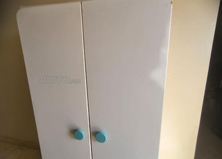armoire pour enfant 