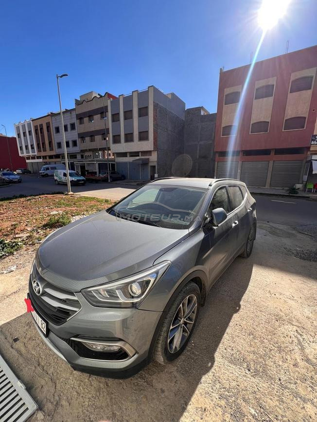 Hyundai Santa Fe model 2018/9chv trés bon état