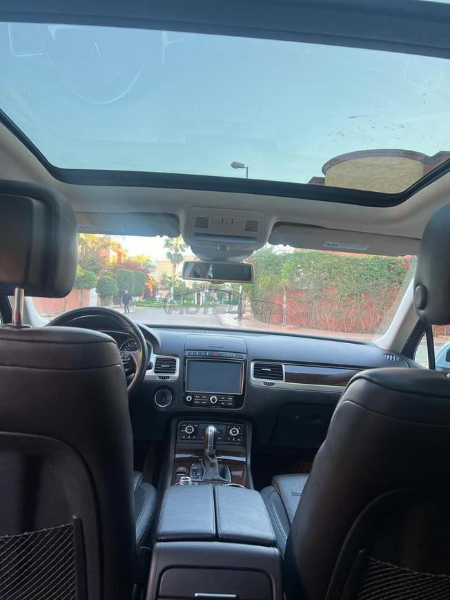 Volkswagen Touareg (Full Option)