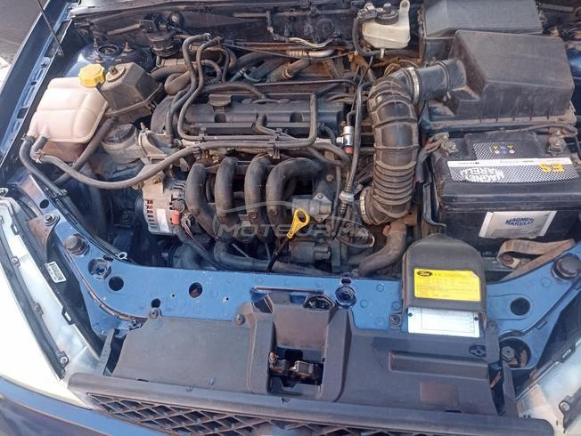Ford focus 1.4 essence 