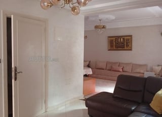 Apparemment à vendre 2ème étage prés marjan 