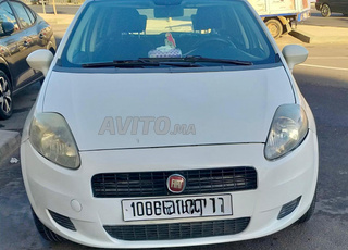 Fiat Grande Punto Essence Manuelle 2010 à Agadir