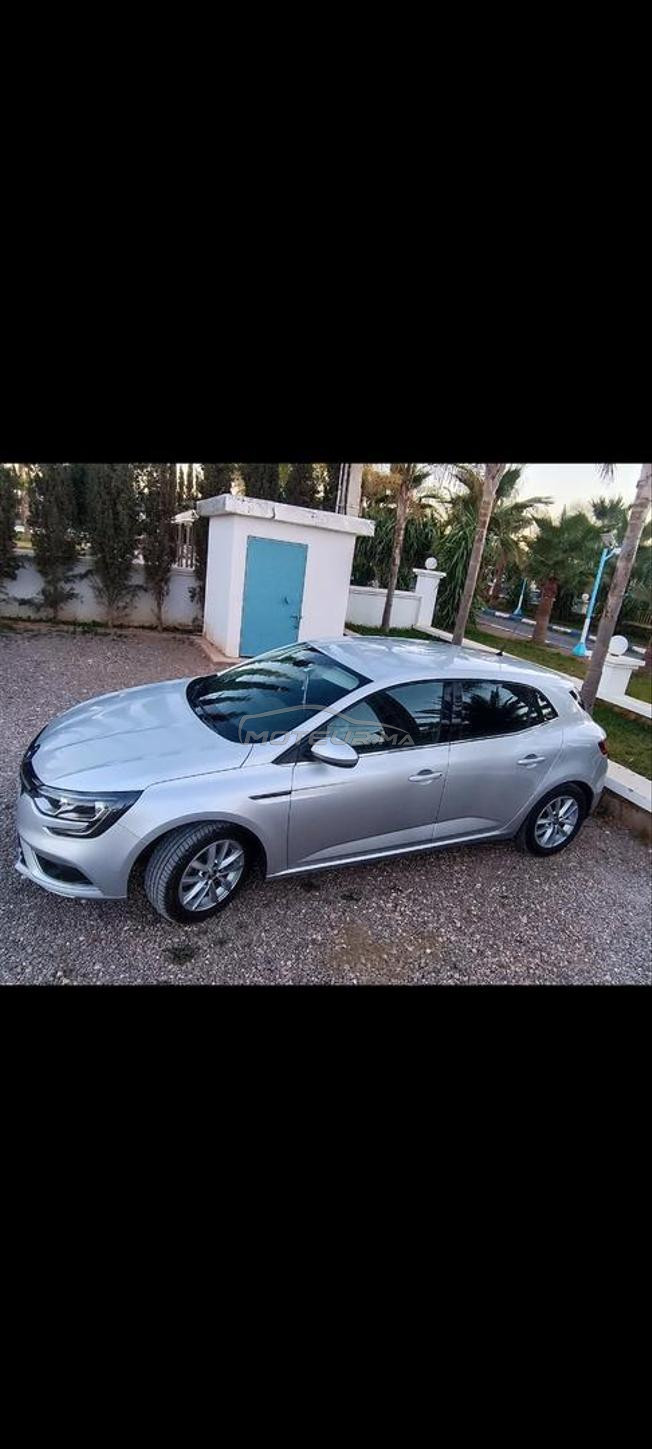 Mégane 4 très propre 2019 1er main