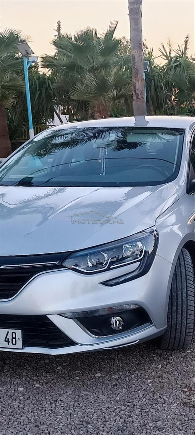 Mégane 4 très propre 2019 1er main