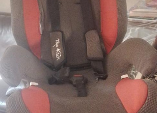 كرسي الأمان للسيارات