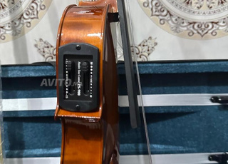 KAMANJA 4/4 ELECTRIQUE  AVEC UN JAK 