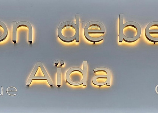 Sarout très joli salon de coiffure presque neuf 