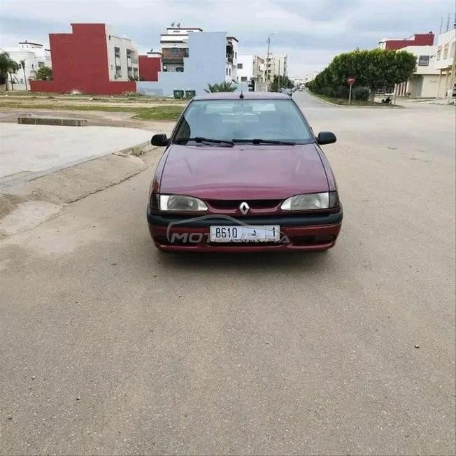 Renault 19 en bon état 