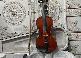 KAMANJA 4/4 MARQUE LARK 