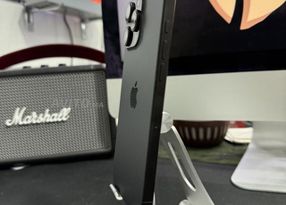 iPhone 16 PRO MAX 256GB Black Titane comme neuf