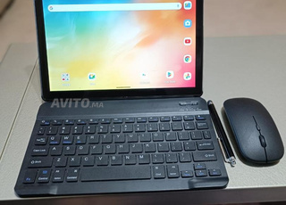 tablet avec clavier et souris 