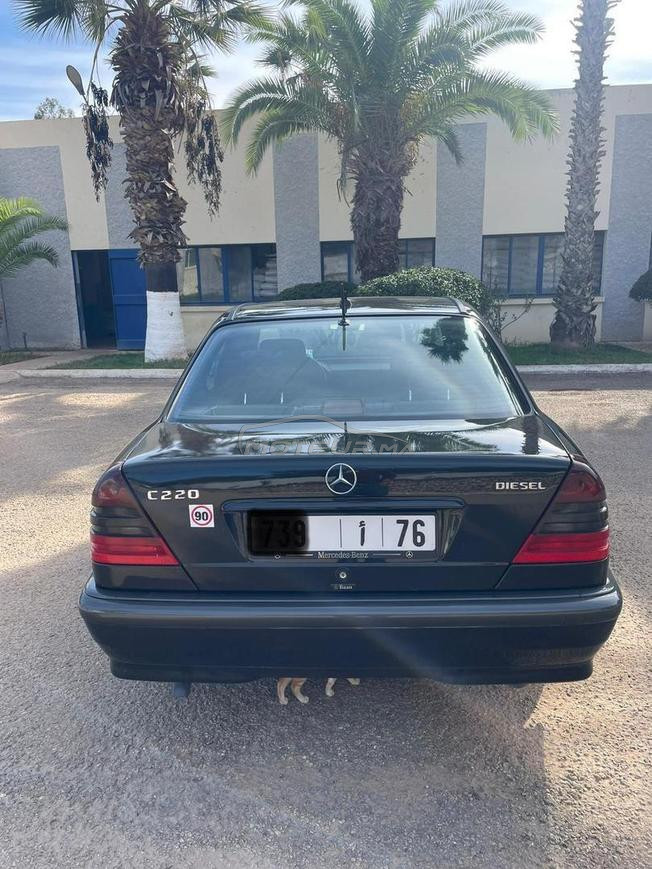 Mercedes C220 Diesel modèle 1997 diwana 2010