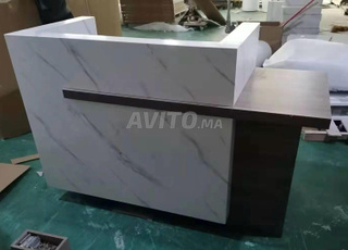 Comptoir de réception / مكتب استقبال