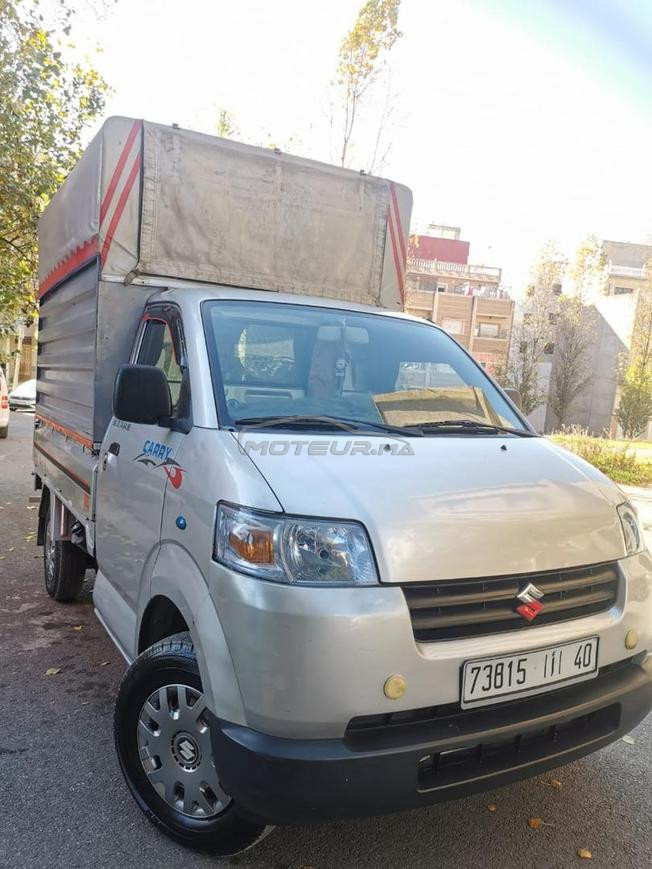 Suzuki Carry Essence Manuelle 2009 à Tanger