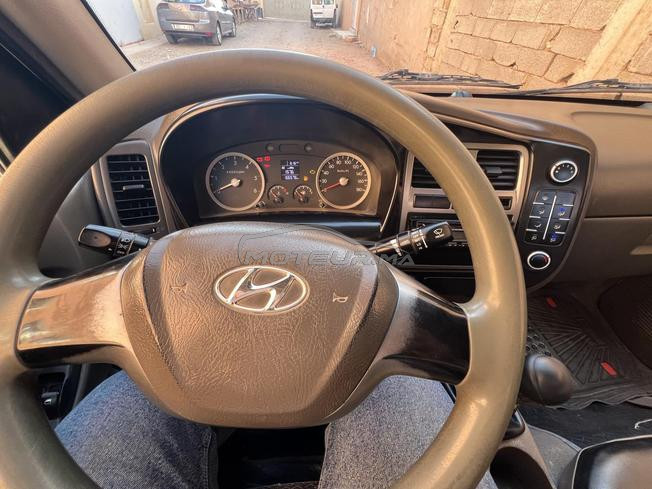 Hyundai h-100 