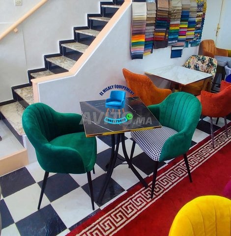 Les chaises des cafés