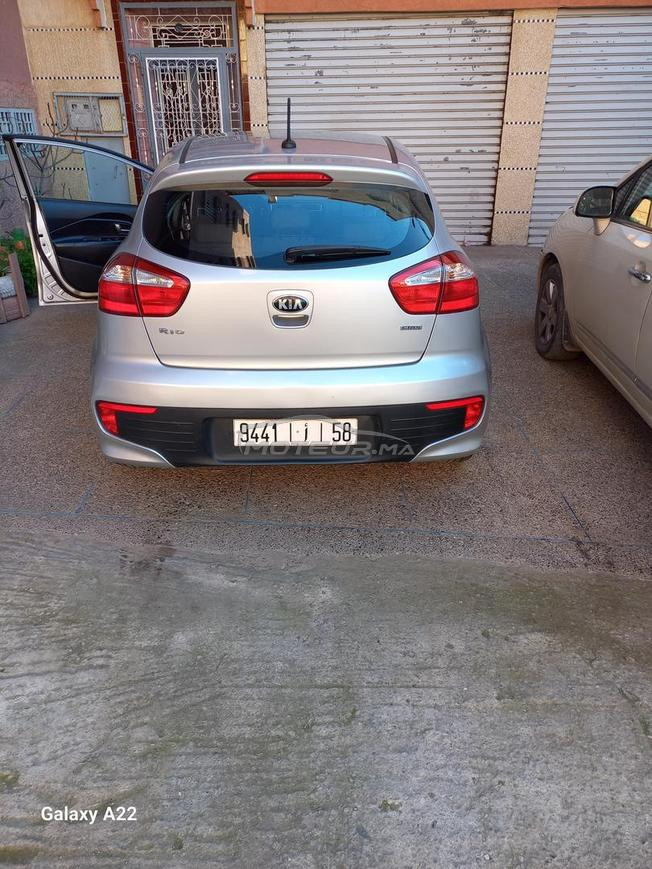 kia Rio  modèle 2015