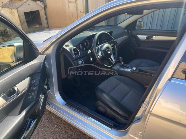 Mercedes-Benz 220 Diesel Automatique 2014 à Fès