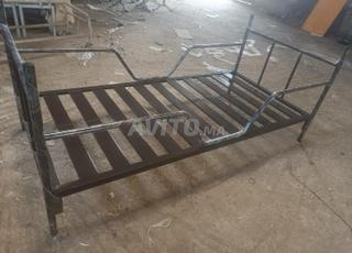 lit métallique superposé سرير معدني