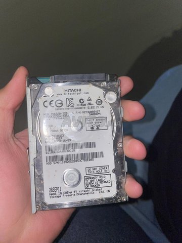 Disque dur interne Hitachi 320 Go 2.5m SATA