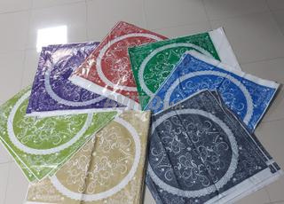  Nappe En Plastique   مفارش المائدة البلاستيكية