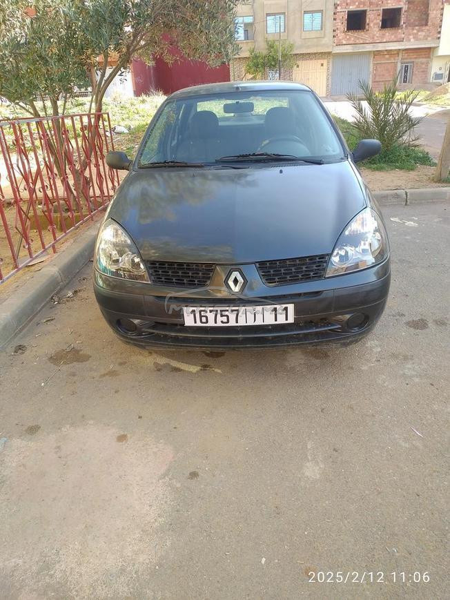 clio 2 essence. model 2005