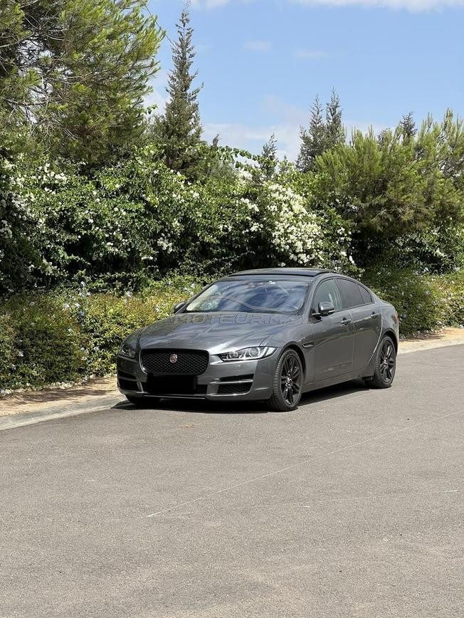 Jaguar XE 20D diesel black edition