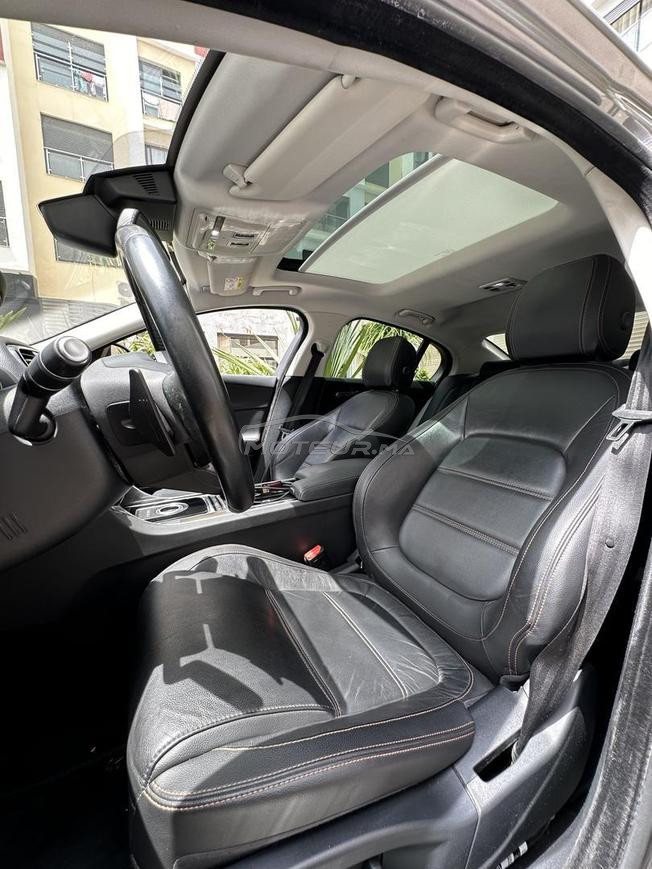 Jaguar XE 20D diesel black edition
