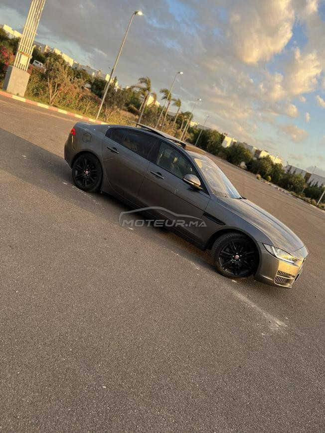 Jaguar XE 20D diesel black edition