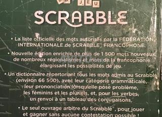 2 dictionnaires officiels du Scrabble Larousse 