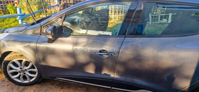 Clio a vendre 