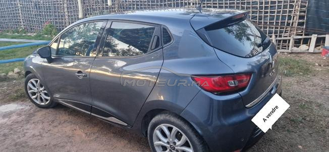 Clio a vendre 