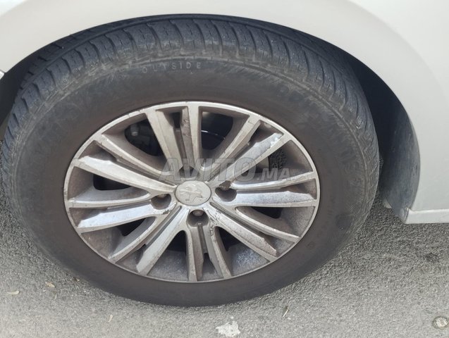 Peugeot 301 Diesel Manuelle 2014 à Tanger