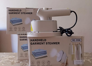 مكواة محمولة جودة عالية قوتها 1000W.