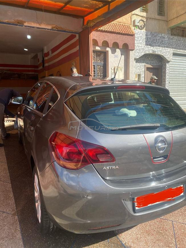 Opel Astra Diesel Manuelle 2012 à Meknès