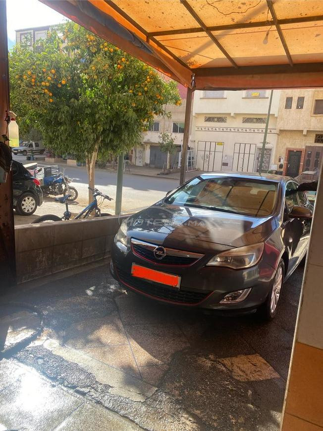 Opel Astra Diesel Manuelle 2012 à Meknès