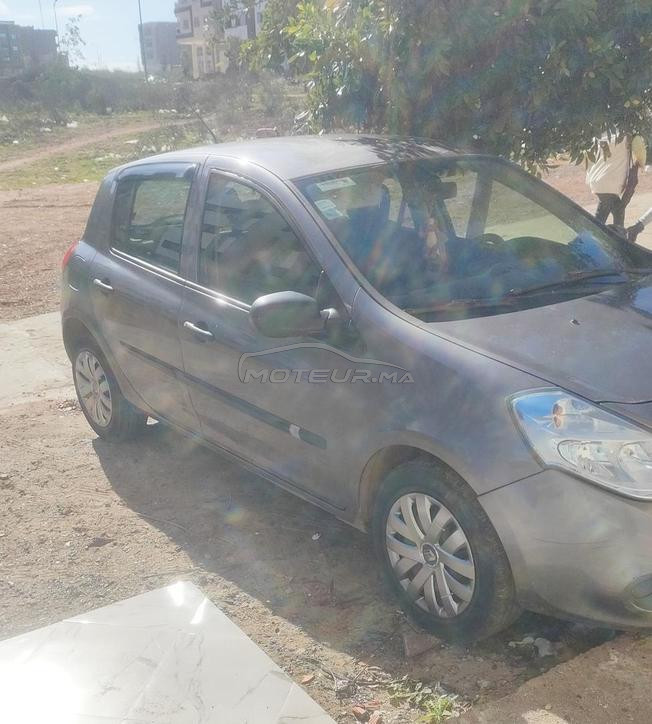 Renault Clio Diesel Manuelle 2011 à Kénitra